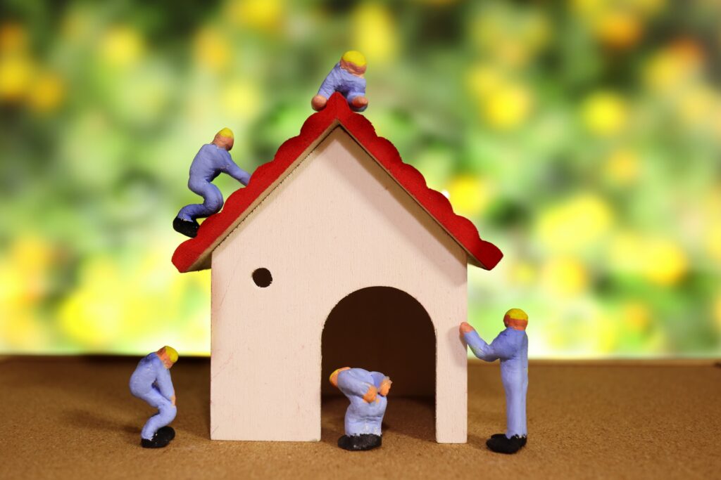 空き家の売却や活用に向けたリフォーム、改修工事のイメージ